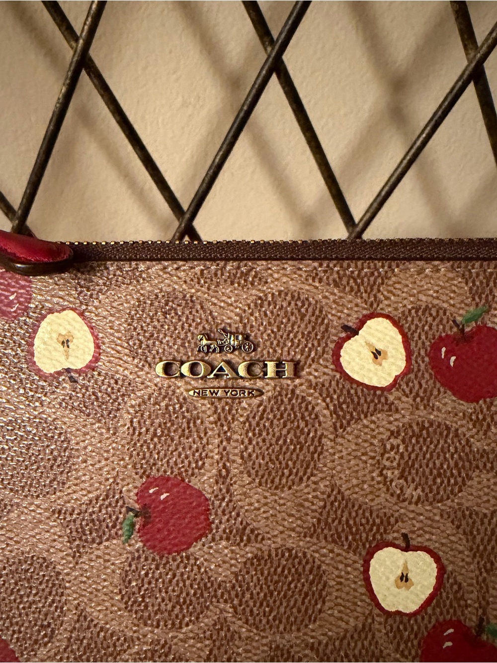 Coach “Apple Print” Zip Wristlet Euc - Picture 8 of 8